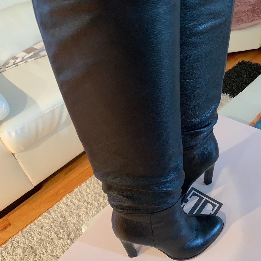 Ivanka trump boots